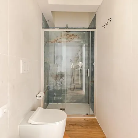 A 75 Passi Dal Mare Con Parcheggio Privato E Giardino 아파트 *